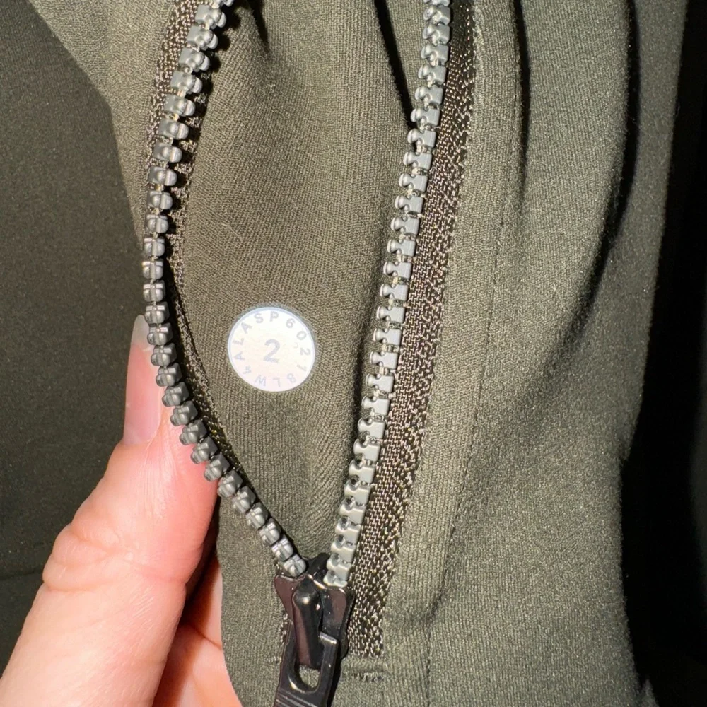 Contour jacket - Picture 3 of 4
